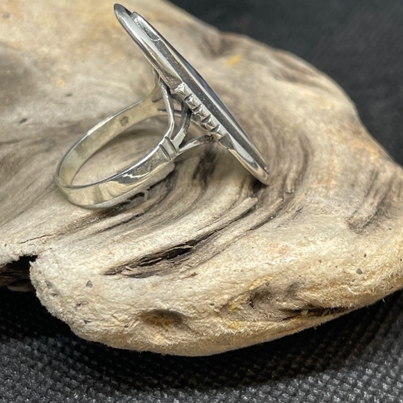 Sterling Silver Abalone Ring - Picture 6 of 7